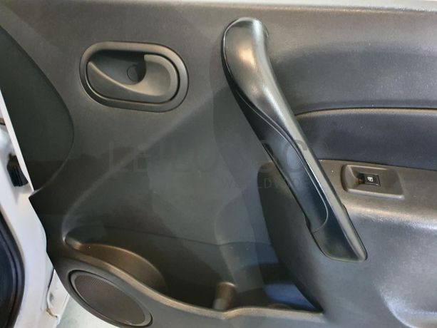 Renault Kangoo 1.5 DCI · Ano 2015