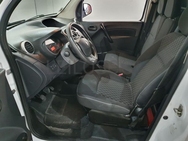 Renault Kangoo 1.5 DCI · Ano 2015