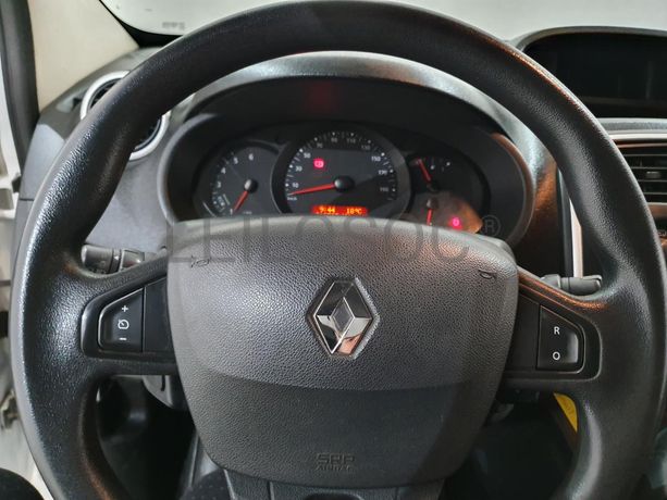 Renault Kangoo 1.5 DCI · Ano 2015