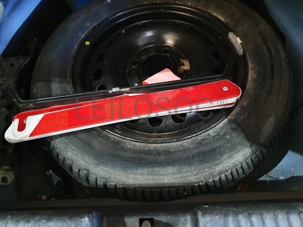 Mitsubishi Carisma 1.6 · Ano 2000