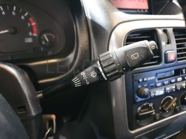 Mitsubishi Carisma 1.6 · Ano 2000