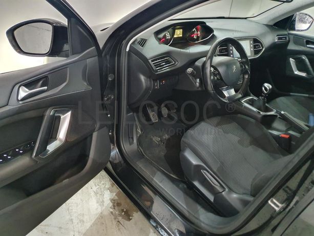 Peugeot 308 SW 1.6 HDI · Ano 2014