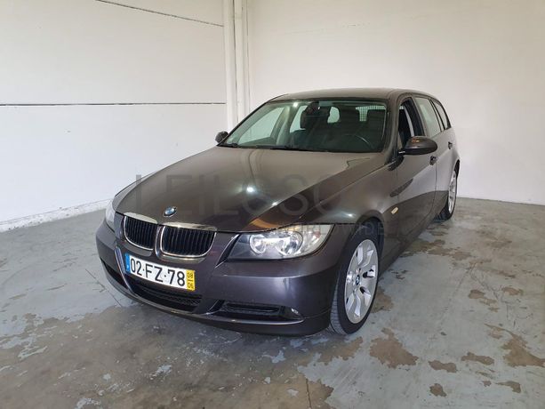 BMW 320D Touring · Ano 2008