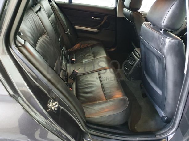 BMW 320D Touring · Ano 2008