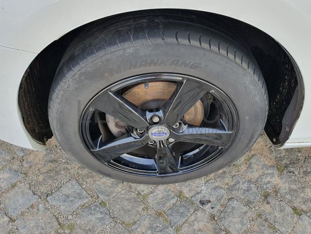 Volvo V40 1.6 D2 · Ano 2014