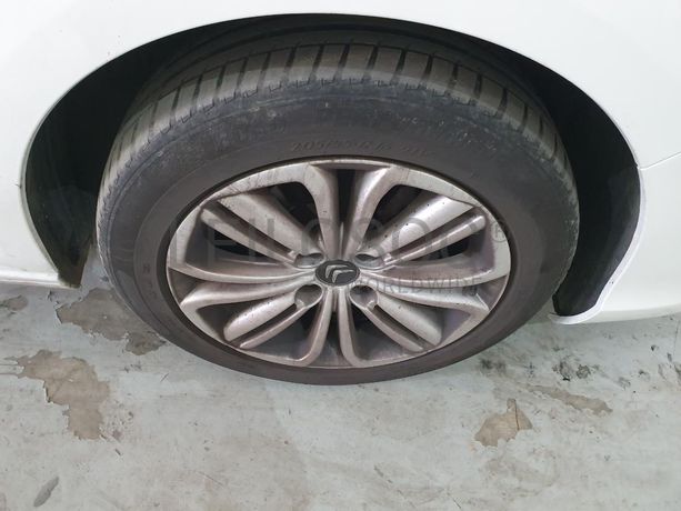 Citroën C4 1.6 Blue HDI · Ano 2016