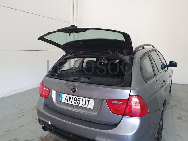 BMW 318D · Ano 2010