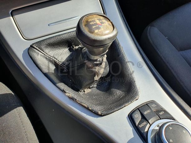 BMW 318D · Ano 2010