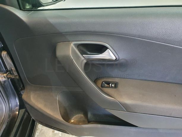 Volkswagen Polo 1.2 TDI · Ano 2011