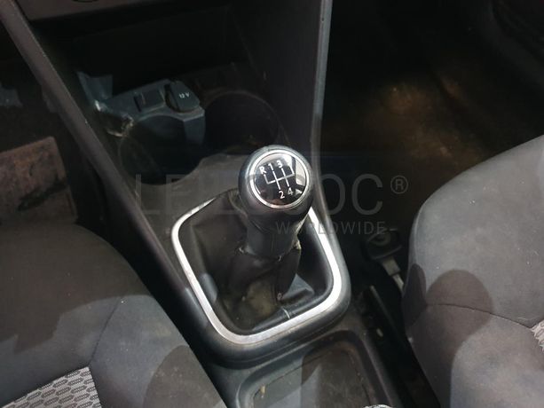 Volkswagen Polo 1.2 TDI · Ano 2011