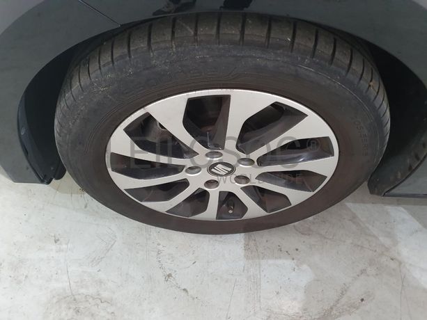 Seat Leon 1.6 TDI · Ano 2014