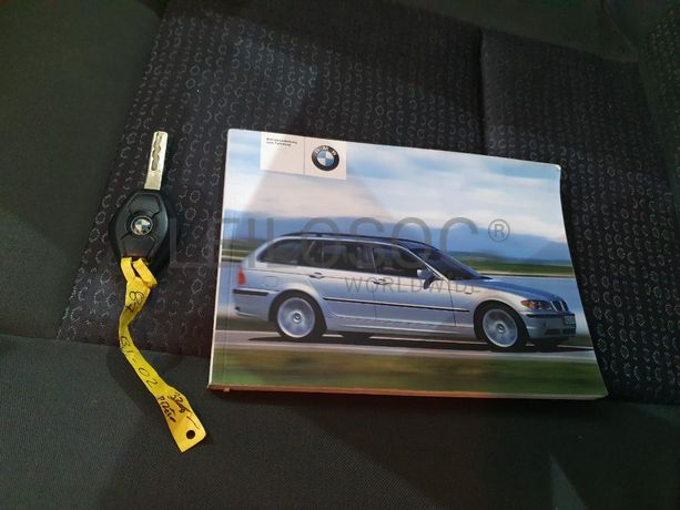 BMW 320D Touring · Ano 2002