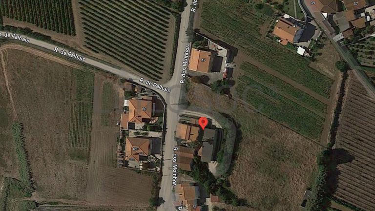 Moradia + Armazém + Terreno  · Torres Vedras