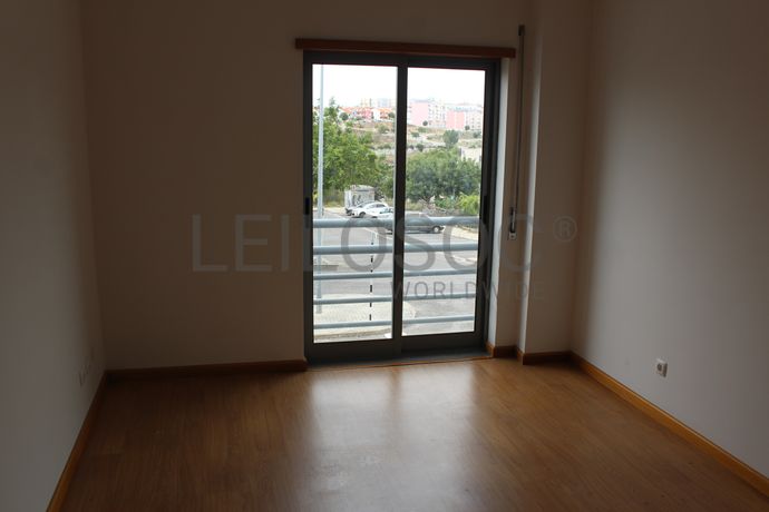 Apartamento T3 c/ Arrecadação · Seixal