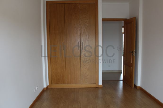 Apartamento T3 c/ Arrecadação · Seixal