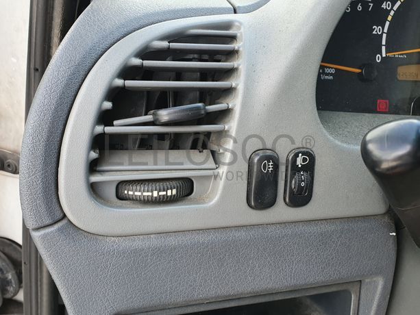 Mercedes-Benz 416 2.7 CDI · Ano 2005