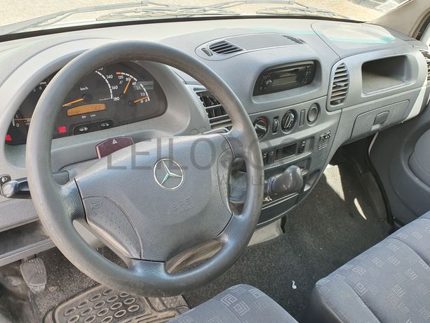 Mercedes-Benz 416 2.7 CDI · Ano 2005