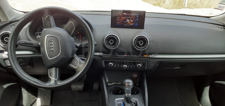 Audi A3 Sportback 1.6 TDI · Ano 2013