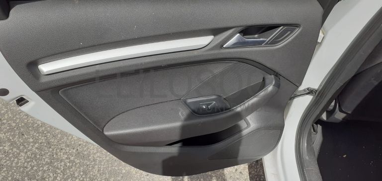 Audi A3 Sportback 1.6 TDI · Ano 2013