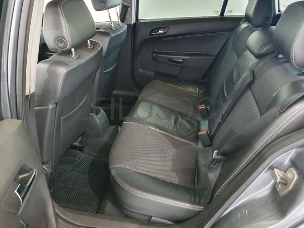 Opel Astra 1.7 CDTI · Ano 2005