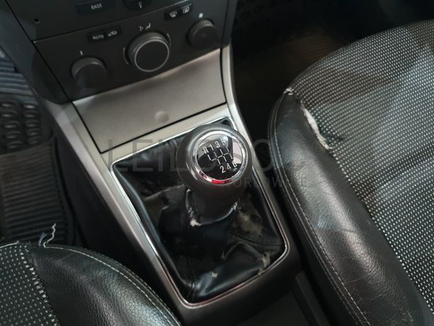 Opel Astra 1.7 CDTI · Ano 2005