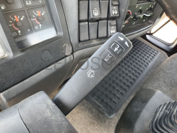 Volvo FL6 Basculante · Ano 2004