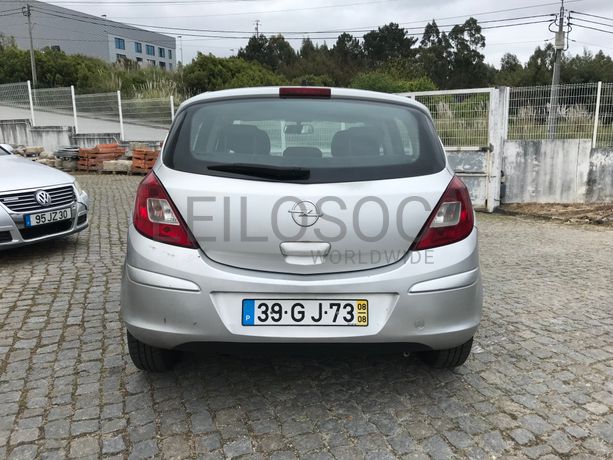 Opel Corsa 1.3 CDTI · Ano 2008
