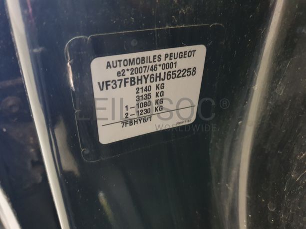 Peugeot Partner 1.6 Blue HDI · Ano 2017