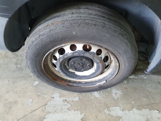 Peugeot Partner 1.6 Blue HDI · Ano 2017