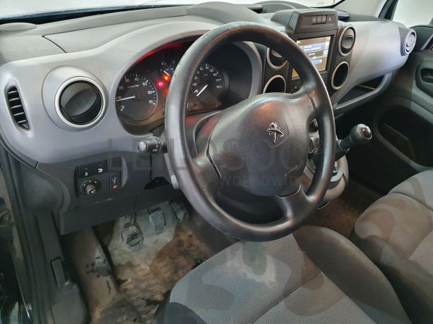 Peugeot Partner 1.6 Blue HDI · Ano 2017