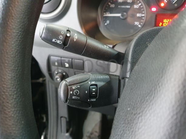 Peugeot Partner 1.6 Blue HDI · Ano 2017