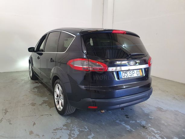 Ford Focus S-Max 2.0 TDCI · Ano 2013
