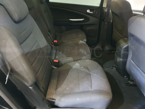 Ford Focus S-Max 2.0 TDCI · Ano 2013