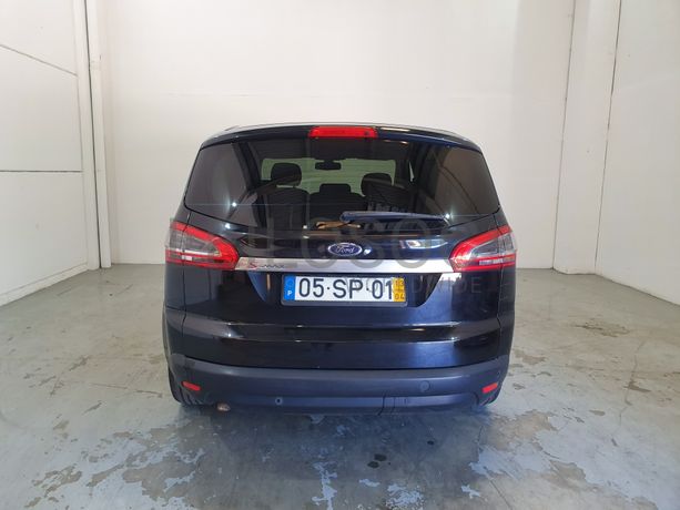 Ford Focus S-Max 2.0 TDCI · Ano 2013