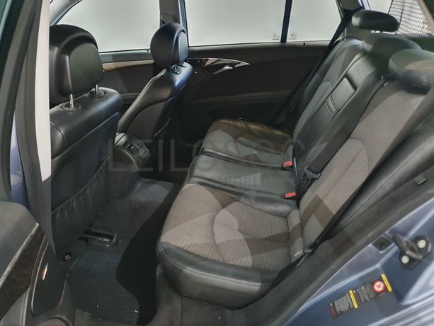 Mercedes-Benz E220 CDI · Ano 2006