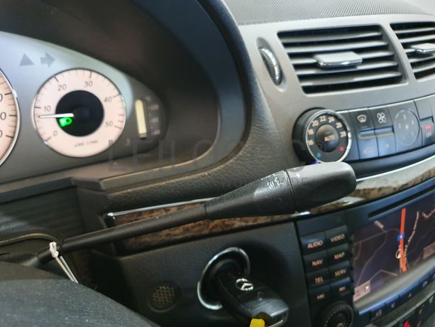 Mercedes-Benz E220 CDI · Ano 2006