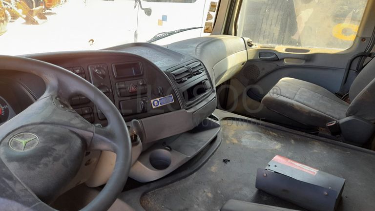 Autobetoneira MERCEDES-BENZ 3236B/42 (8X4)