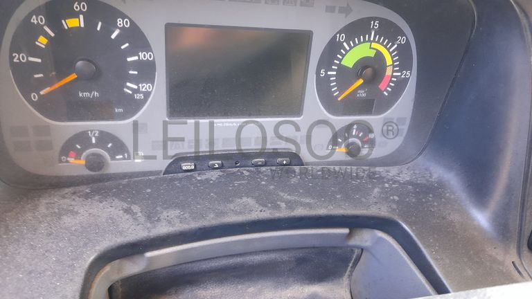 Autobetoneira MERCEDES-BENZ 3236B/42 (8X4)