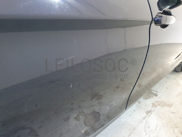 BMW 318D · Ano 2015