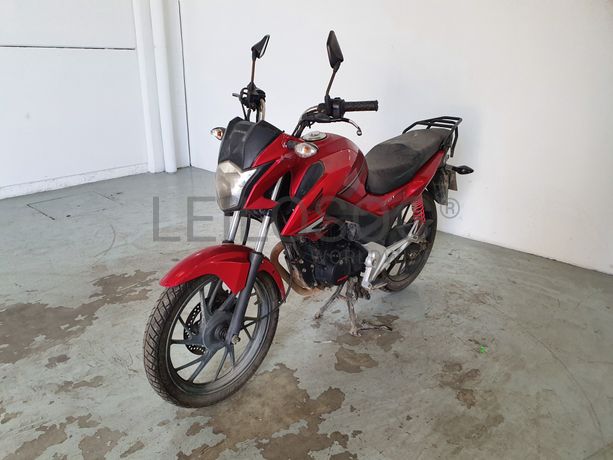 Honda Vision CBF 125 · Ano 2015