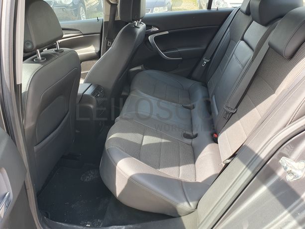 Opel Insígnia 2.0 CDTI · Ano 2010