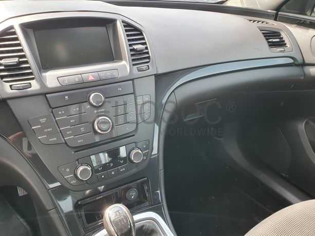 Opel Insígnia 2.0 CDTI · Ano 2010