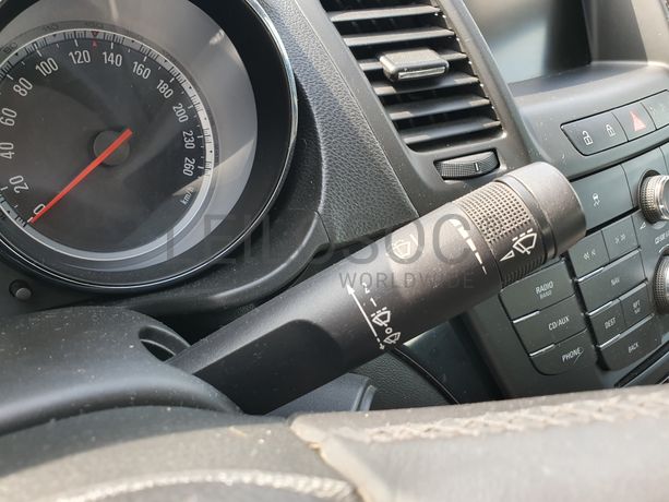 Opel Insígnia 2.0 CDTI · Ano 2010