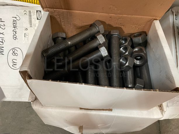 Parafusos · Anilhas