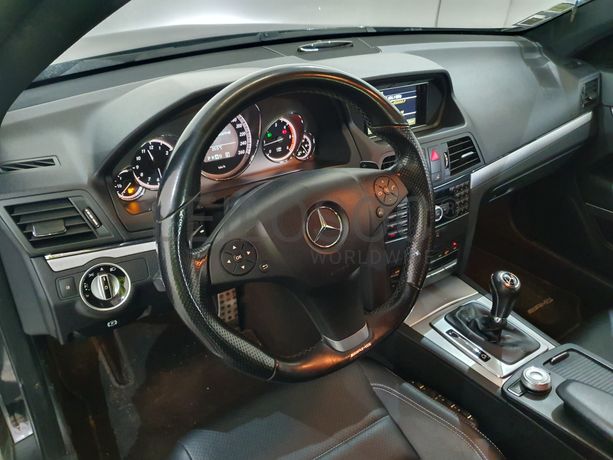 Mercedes-Benz E250 · Ano 2011