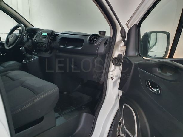 Opel Viívaro · Ano 2017