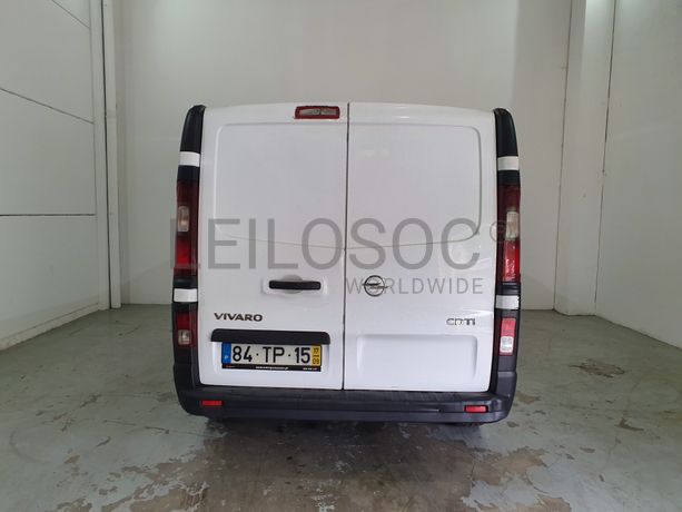 Opel Viívaro · Ano 2017