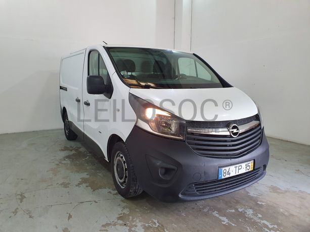 Opel Viívaro · Ano 2017
