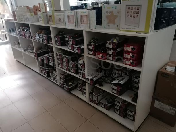 Artigos de Puericultura · Equipamento Diverso