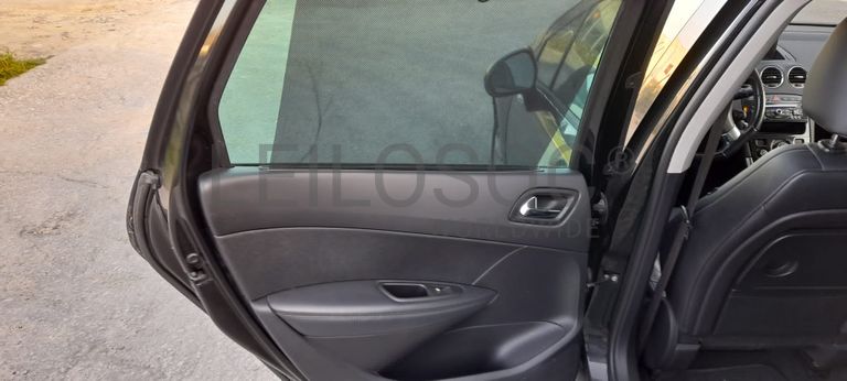 Peugeot 308 1.6 HDI · Ano 2013